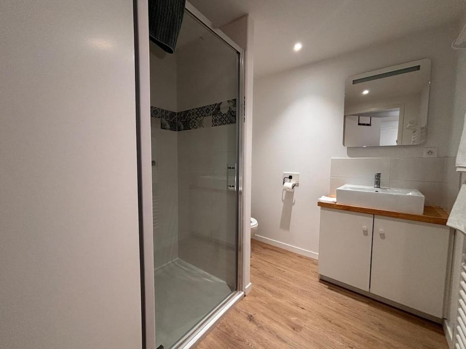 Studio Le Moulin Château-Larcher Arrivée autonome Apartment in Nouvelle-Aquitaine
