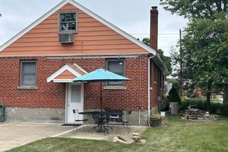 Hudson Executive Retreat House in Ohio