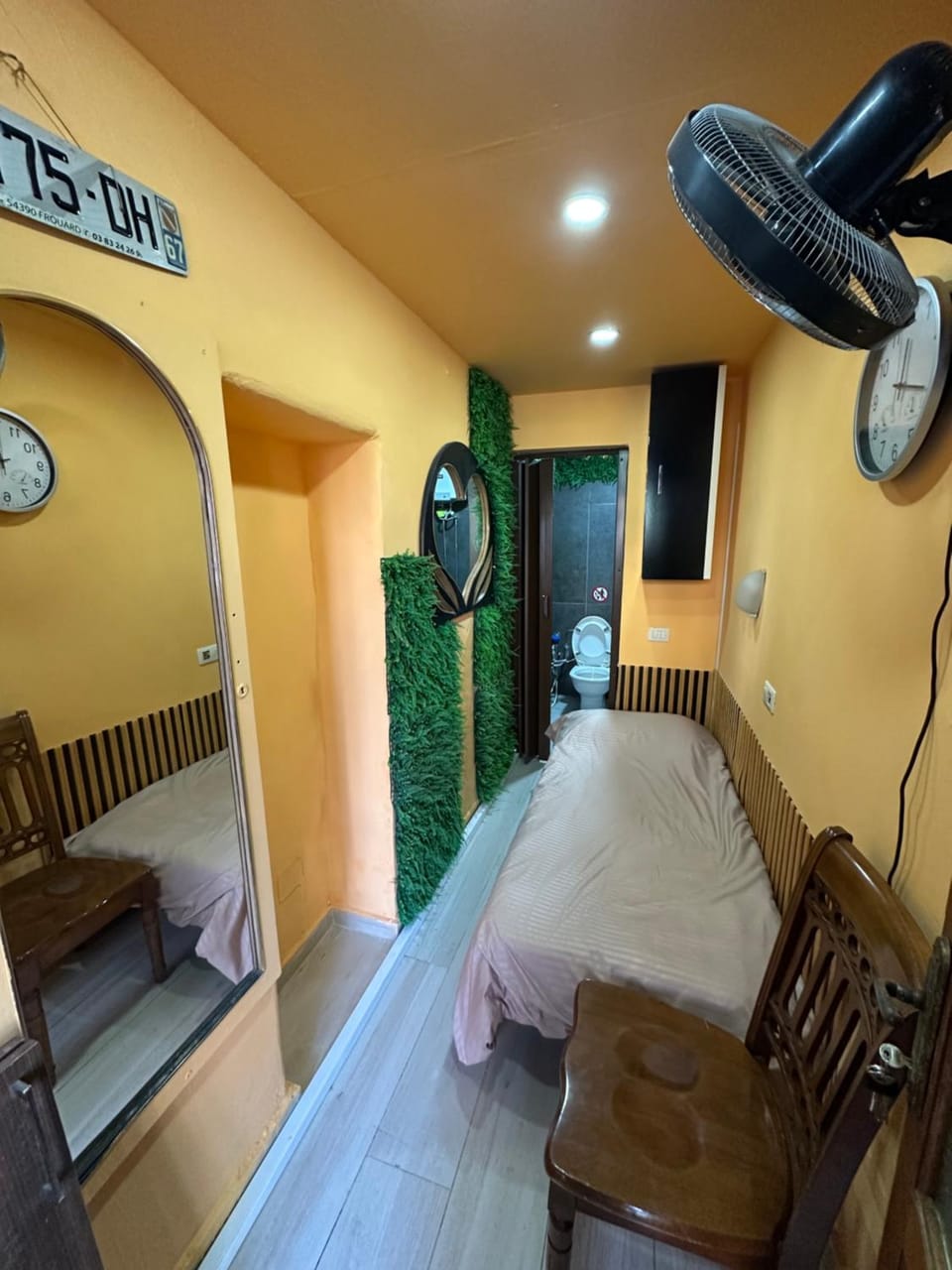Sleep Wash and Go box Apartment in Tirana