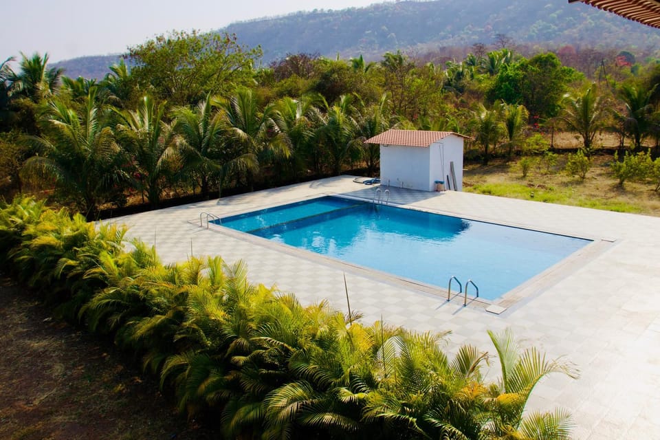 Tare Farm Villa in Maharashtra