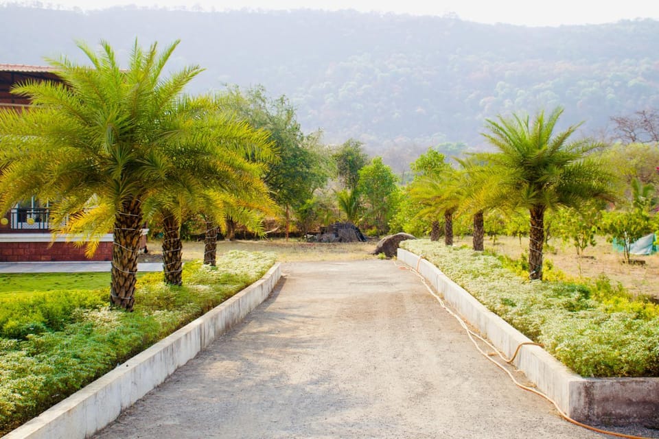 Tare Farm Villa in Maharashtra