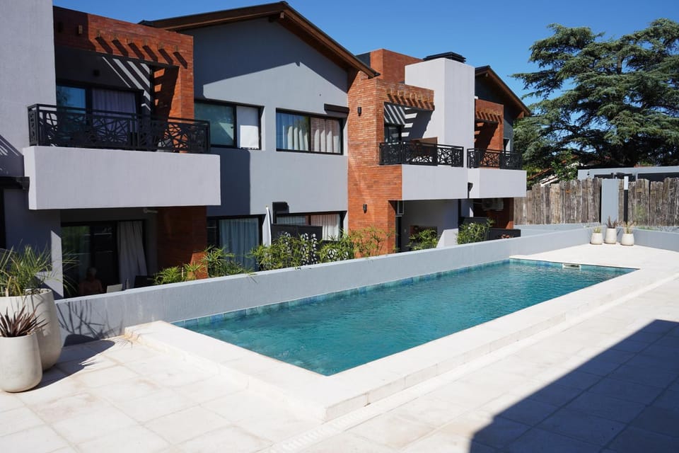 Property building, Winter, Summer, Garden, Solarium, Swimming pool