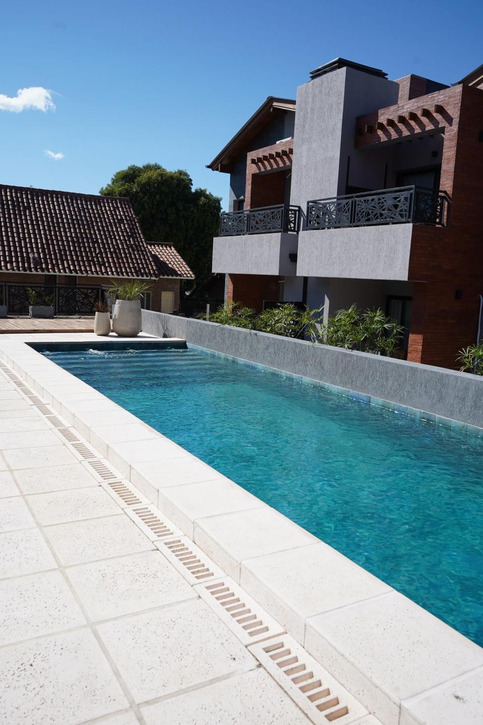Property building, Summer, Garden, Solarium, View (from property/room), Swimming pool