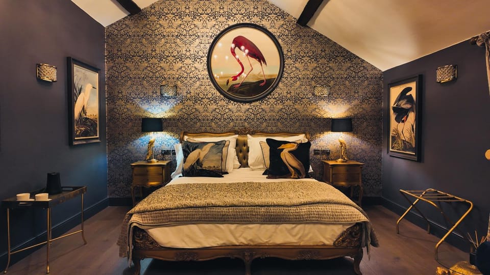 Bed, Decorative detail, Bedroom