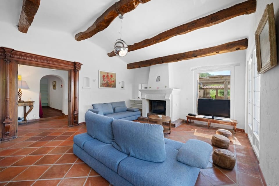 La Romarine - Quiet house - Sea View - shared pool - AC House in Nice