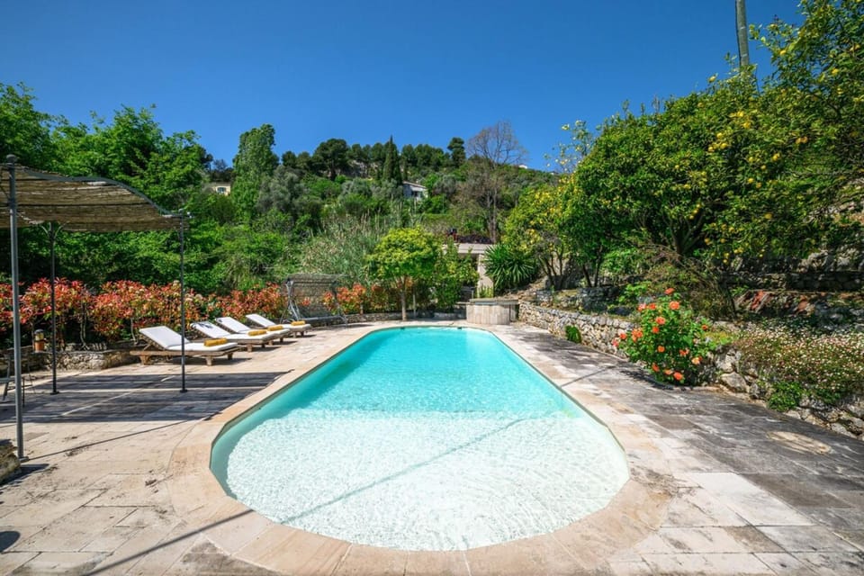 La Romarine - Quiet house - Sea View - shared pool - AC House in Nice