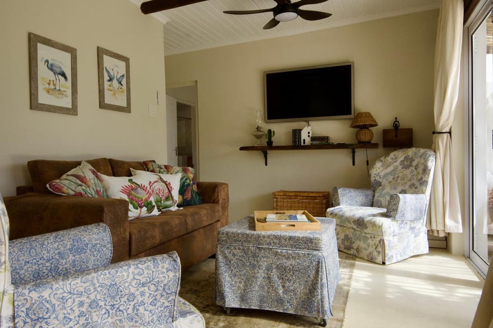 Lounge or bar