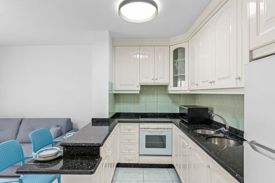 Dining area, microwave, oven, stove, kitchen