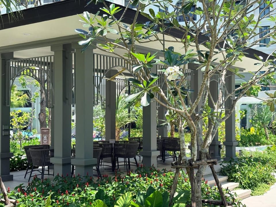 Garden, Garden view