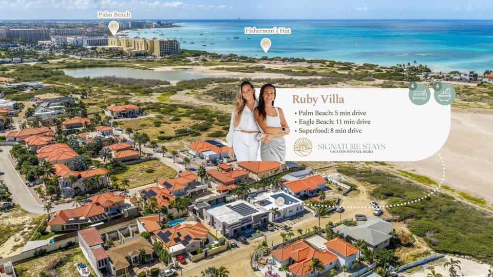 Ruby Villa with Rooftop by Signature Stays Aruba House in Noord