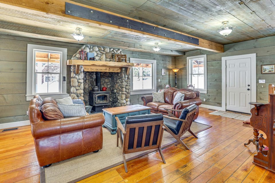 On-Site Creek & Trails: Huge Garden Valley Estate House in Salmon River