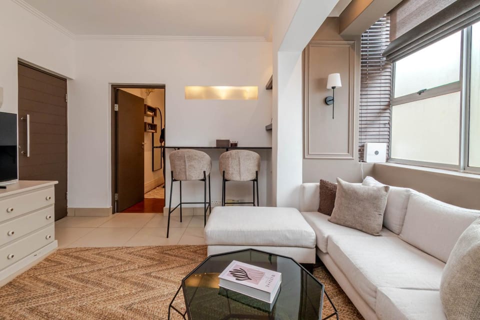 Modern 1 Bed Room Apt in Green Point Apartment in Cape Town