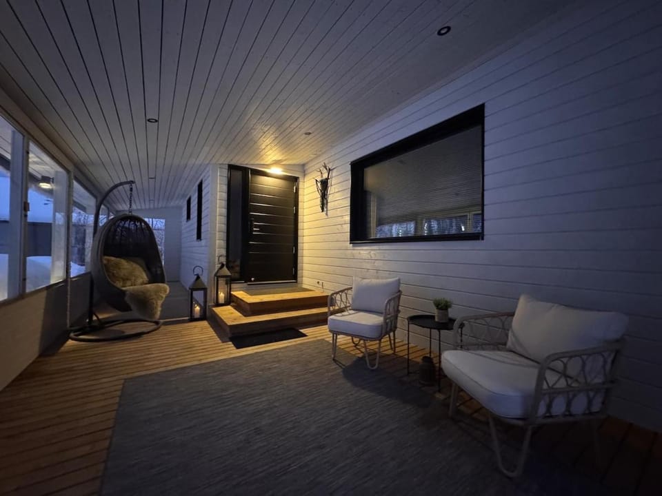 Property building, Balcony/Terrace