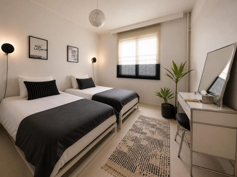 Bed, Bedroom