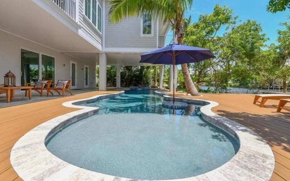 A Shore Thing: On Canal! Pool Spa! Rooftop Deck by Anna Maria Life Vacation Rentals House in Anna Maria Island