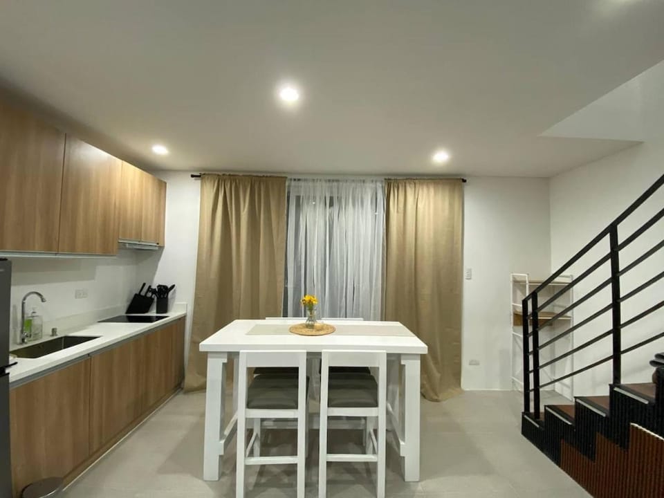 Cozy Haven Batulao House in Nasugbu