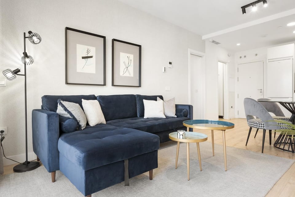 Malaga Eye - Pool Gym & Parking FREE Apartment in Malaga