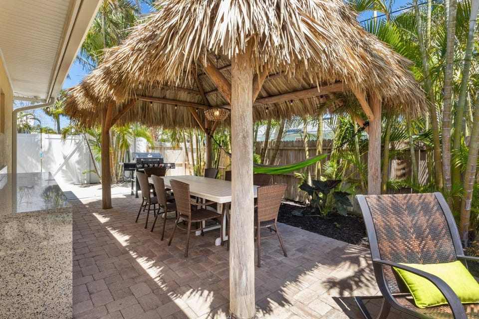 Day Dream by Anna Maria Life Vacation Rentals House in Holmes Beach