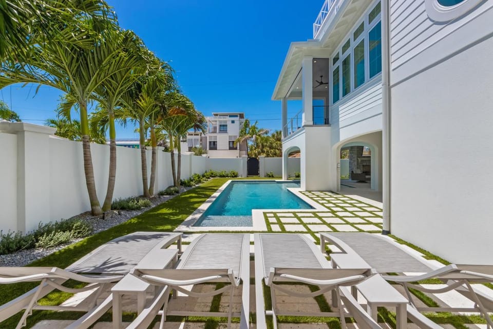 White Sands - Ultra Luxury Estate Beach Block, Gulf & Bay Views by Anna Maria Life Vacation Rentals House in Anna Maria Island