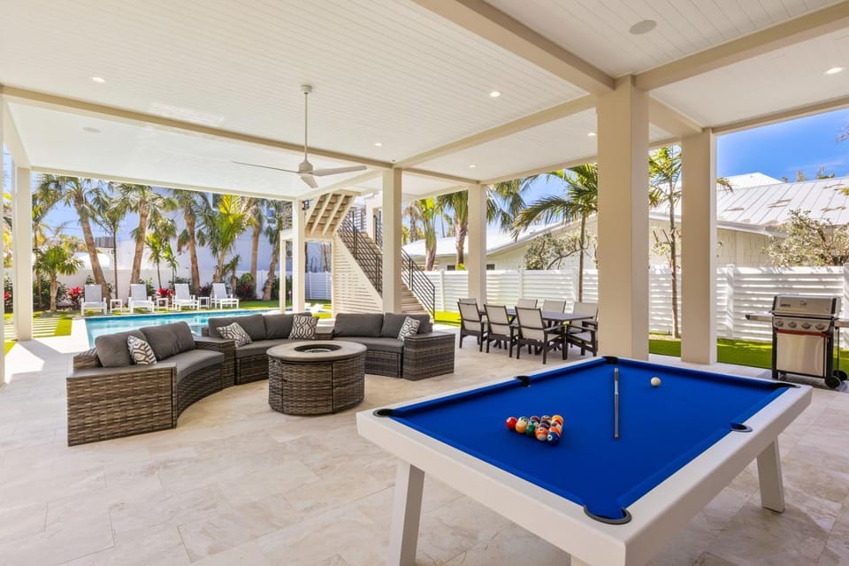 Dolce Vita - Amazing Rooftop Experience, Views, Pool, Spa by Anna Maria Life Vacation Rentals House in Anna Maria Island