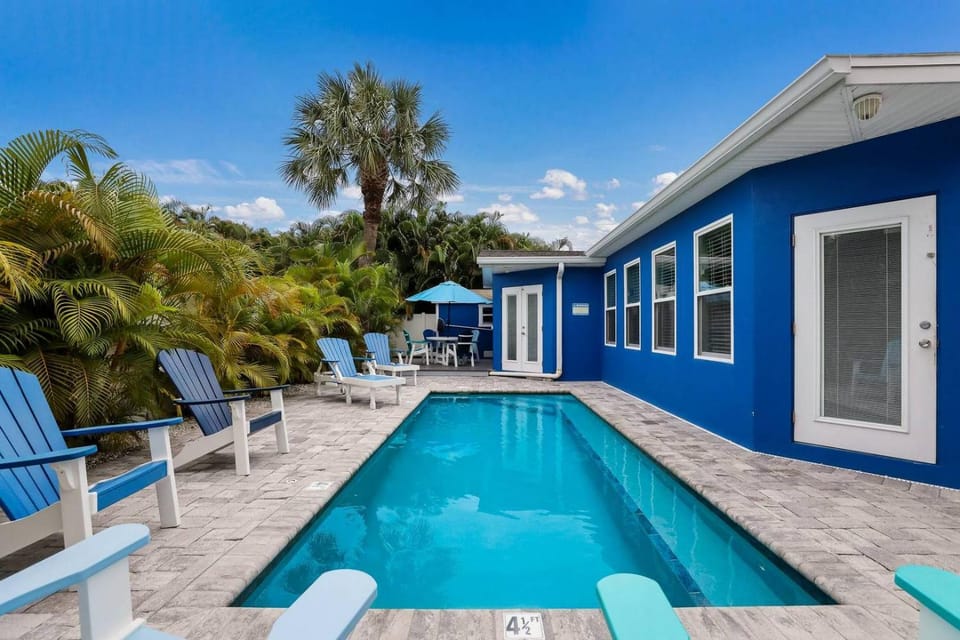 Hav'Anna Holiday by Anna Maria Life Vacation Rentals House in Holmes Beach