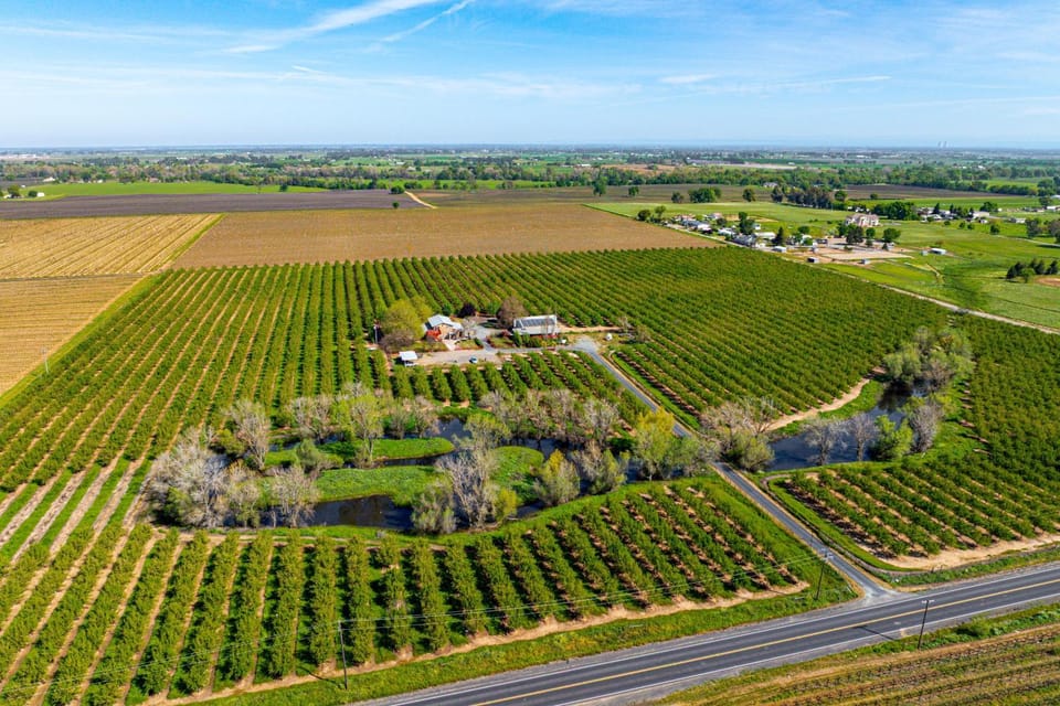 On Orchard! Peaceful Countryside Retreat in Galt Apartment in San Francisco Bay Area