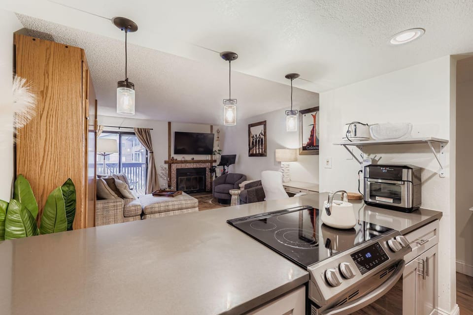 Frisco Hotspot-Hot tub&More Sleeps 4 House in Frisco