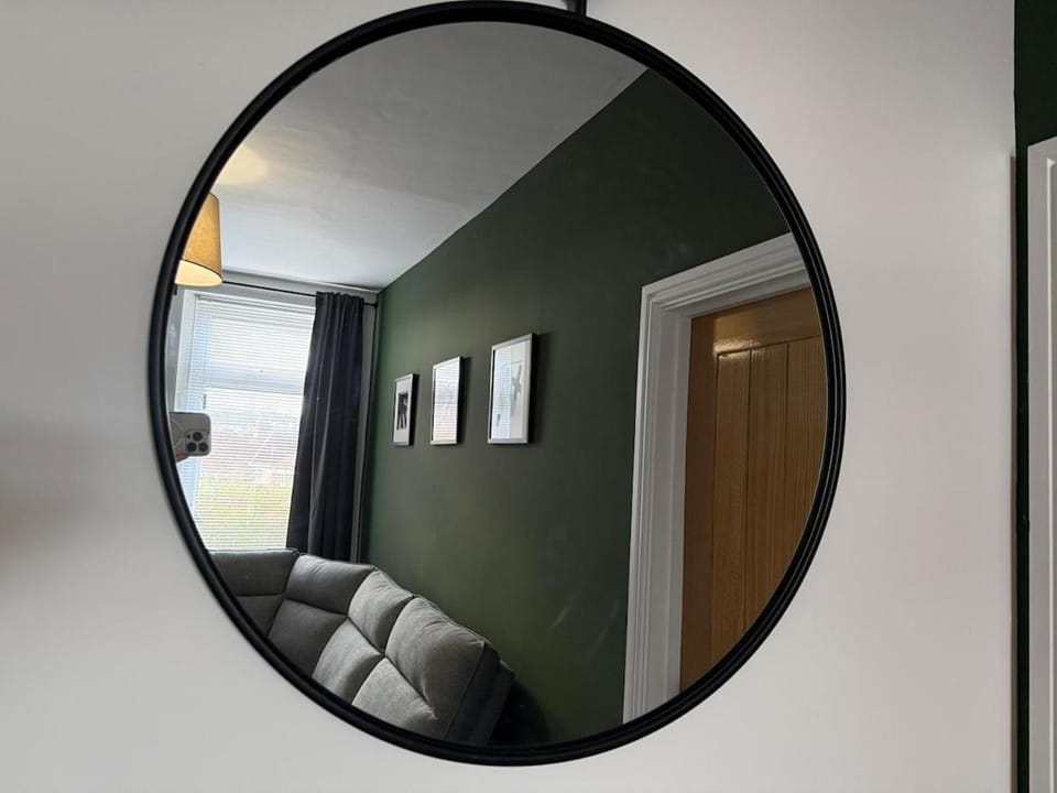 NEW Faraday-luxurious 3 Bedroom 4 Beds Sleeps 7 Contractor Stay Apartment in Gateshead