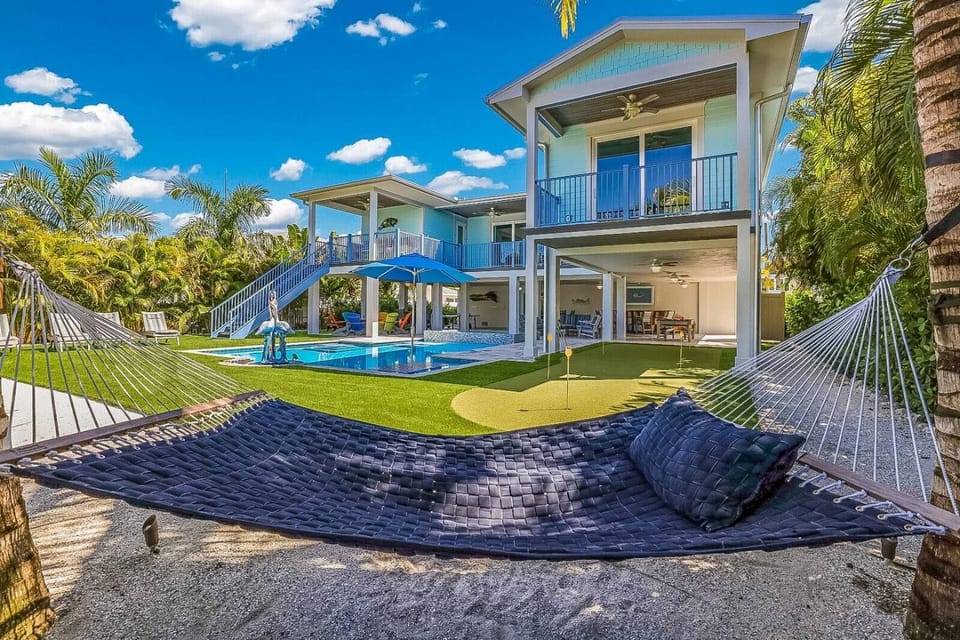 Manatee Lookout - Canal Front, Pool, Spa, Dock, Putting Green by Anna Maria Life Vacation Rentals House in Holmes Beach