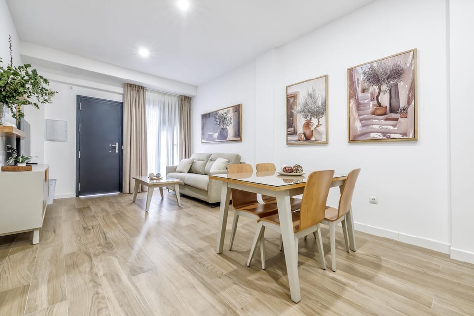 Living room, Seating area, Dining area
