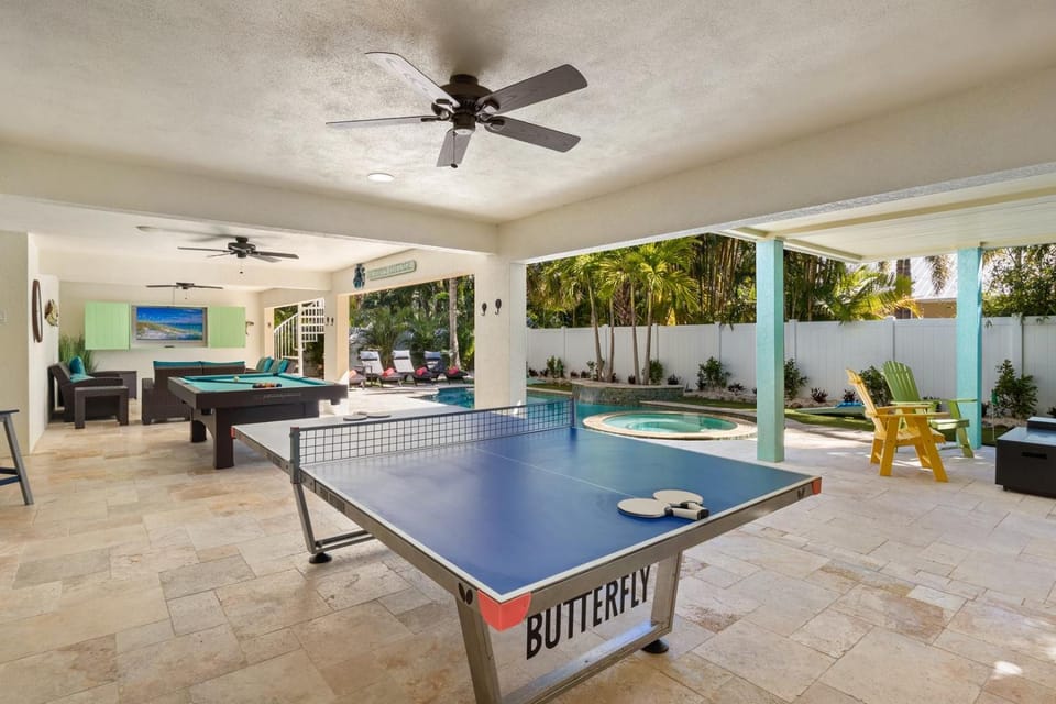Octopus Cottage bay Anna Maria Life Vacation Rentals House in Holmes Beach