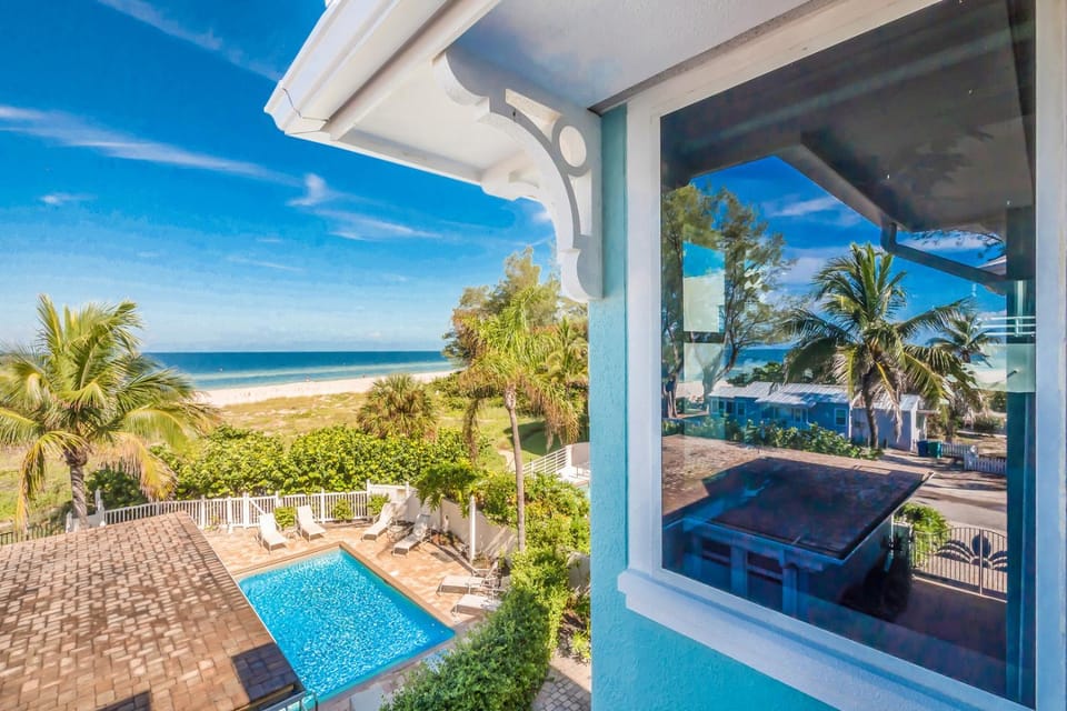 Palm Gables 112 - Gulf Front Condo, Pool, Beach Access by Anna Maria Life Vacation Rentals House in Holmes Beach