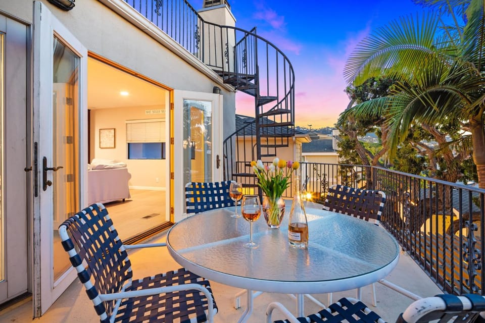 Sunsets at the Shore House House in La Jolla Shores