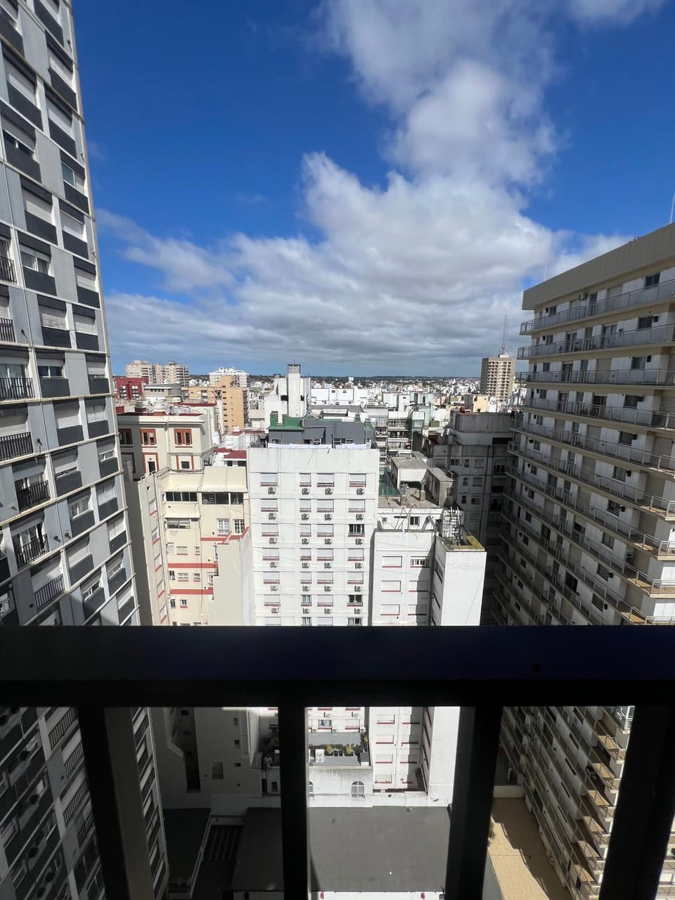 Check and Home - Palacio II - 2 Huéspedes Reciclado con Vista a la Ciudad Apartment in Mar del Plata
