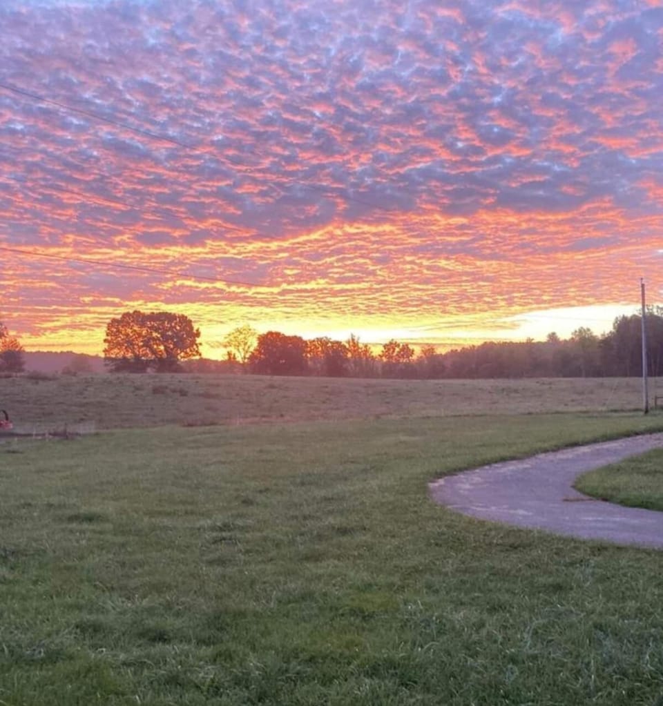 Pine Haven Farms Farm Stay in Smith Mountain Lake