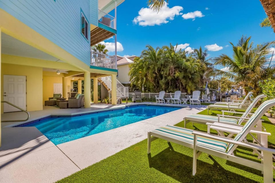 Reel Deal - Water Views, Elevator, Pool by Anna Maria Life Vacation Rentals House in Anna Maria Island