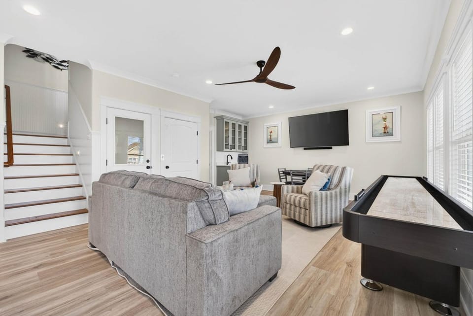 Brand New 7 Bedroom 7 Bathroom Beach House House in Ocean Isle Beach
