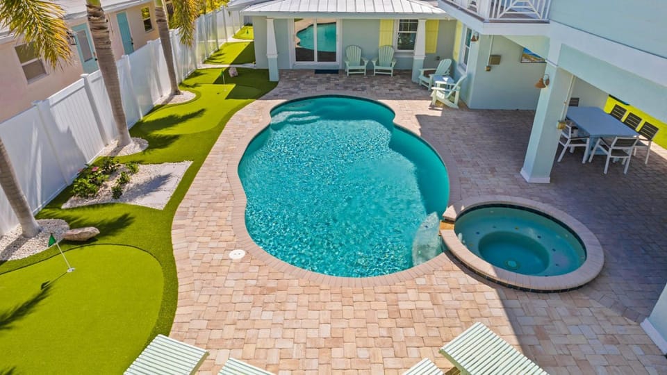 Rose Quartz - Pool Spa House in Anna Maria Island
