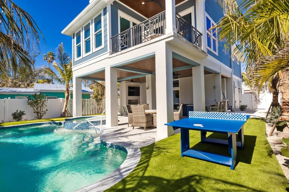 Salt Dreams - 1 Block to Beach! Pool, Spa, Games, Rooftop Deck by Anna Maria Life Vacation Rentals House in Anna Maria Island
