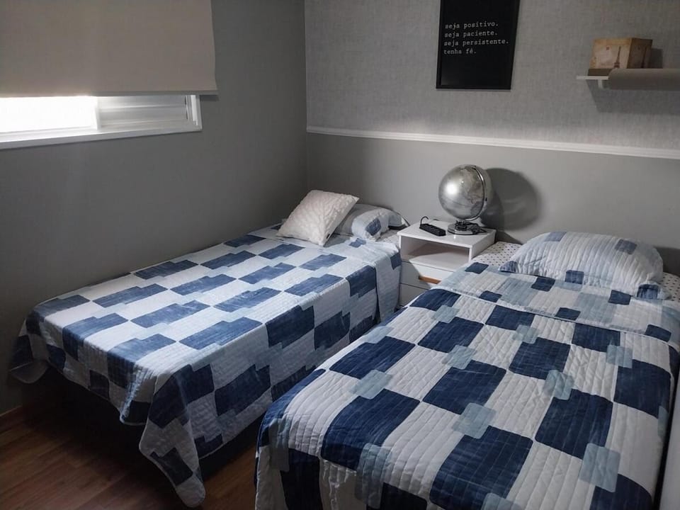Apto completo em condominio com garagem Apartment in Sao Paulo City
