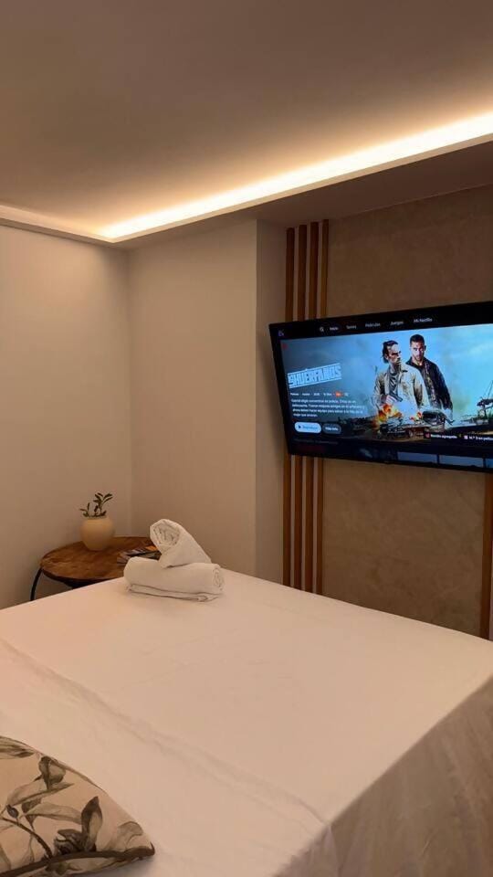 Habitación Puerta del Sol D Apartment in Centro