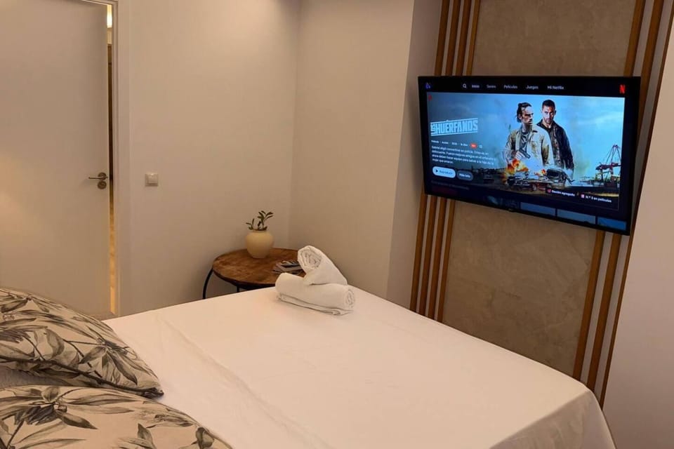 Habitación Puerta del Sol D Apartment in Centro