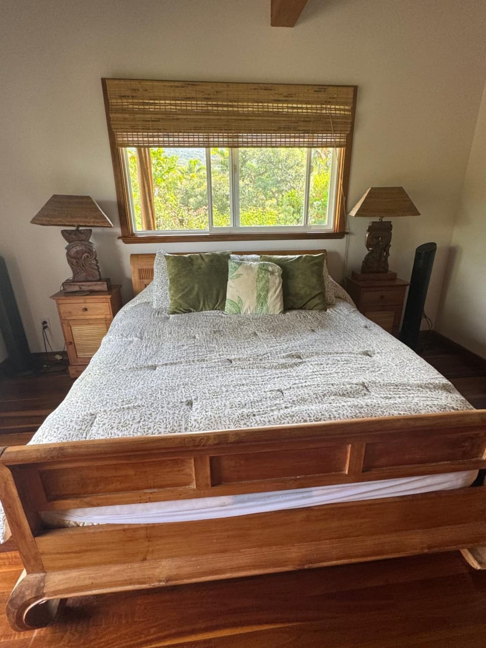 Manini Point House House in Captain Cook