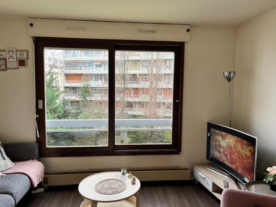 Cozy Studio Apartment in Vanves