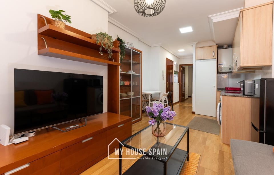 MyHouseSpain - Apartamento junto a Playa Poniente Apartment in Gijón