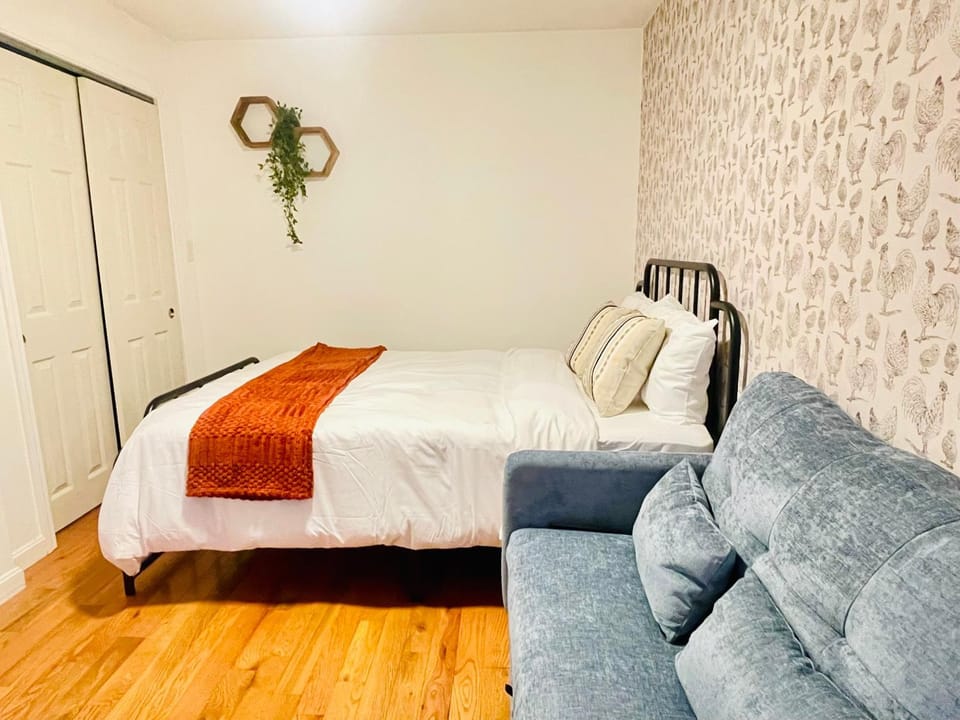 Cambridge Studio with Steps to Kendall MIT Apartment in Cambridge