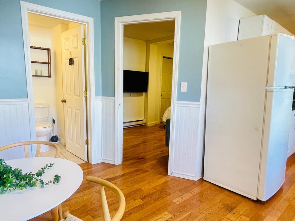 Cambridge Studio with Steps to Kendall MIT Apartment in Cambridge
