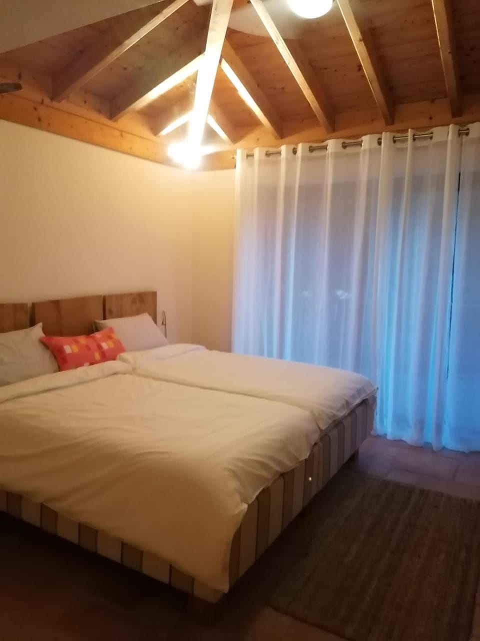 Sorte do Jugo - Lakeside cottage with private beach Chalet in Viana do Castelo District, Portugal