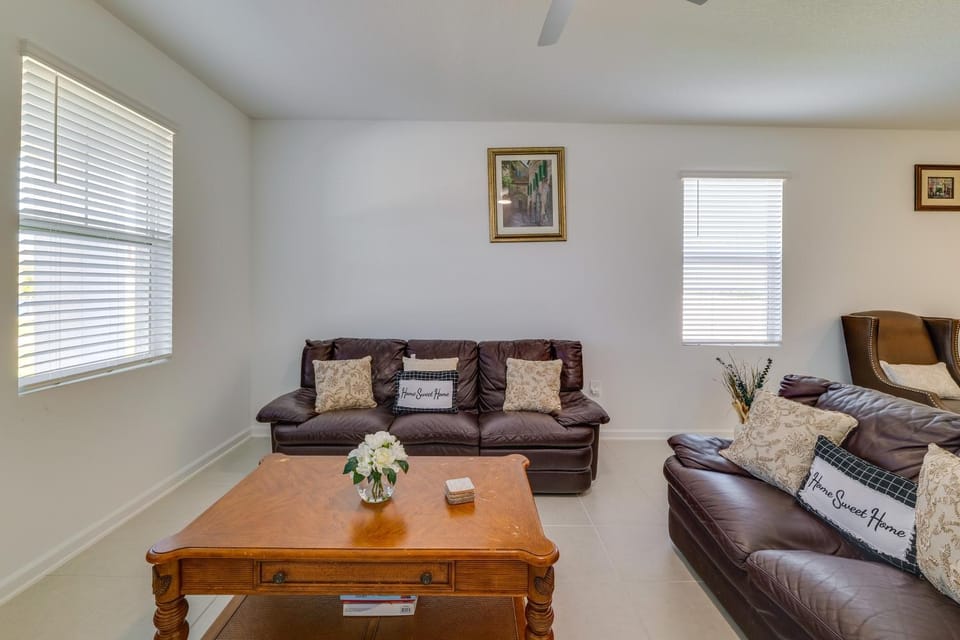Modern Groveland Suite Near Lakes & Trails! House in Groveland