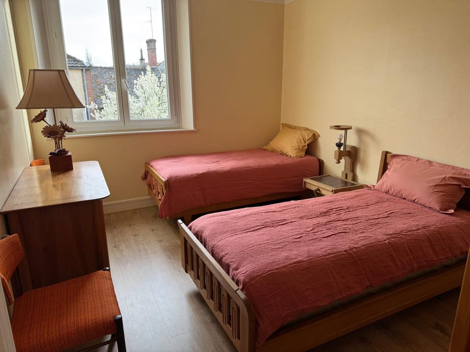 TOUCY Vintage Apartment in Bourgogne-Franche-Comté